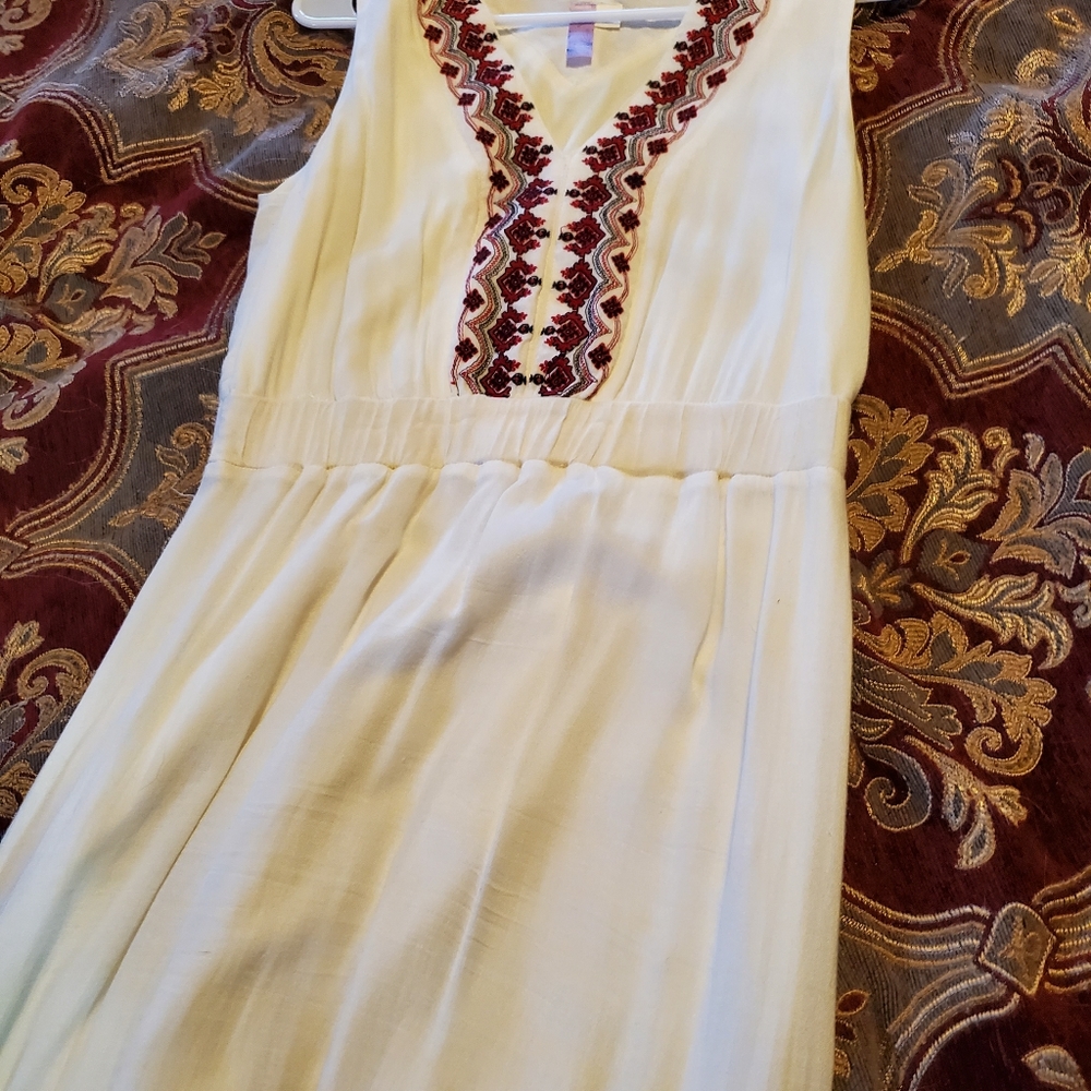 white maxi dress